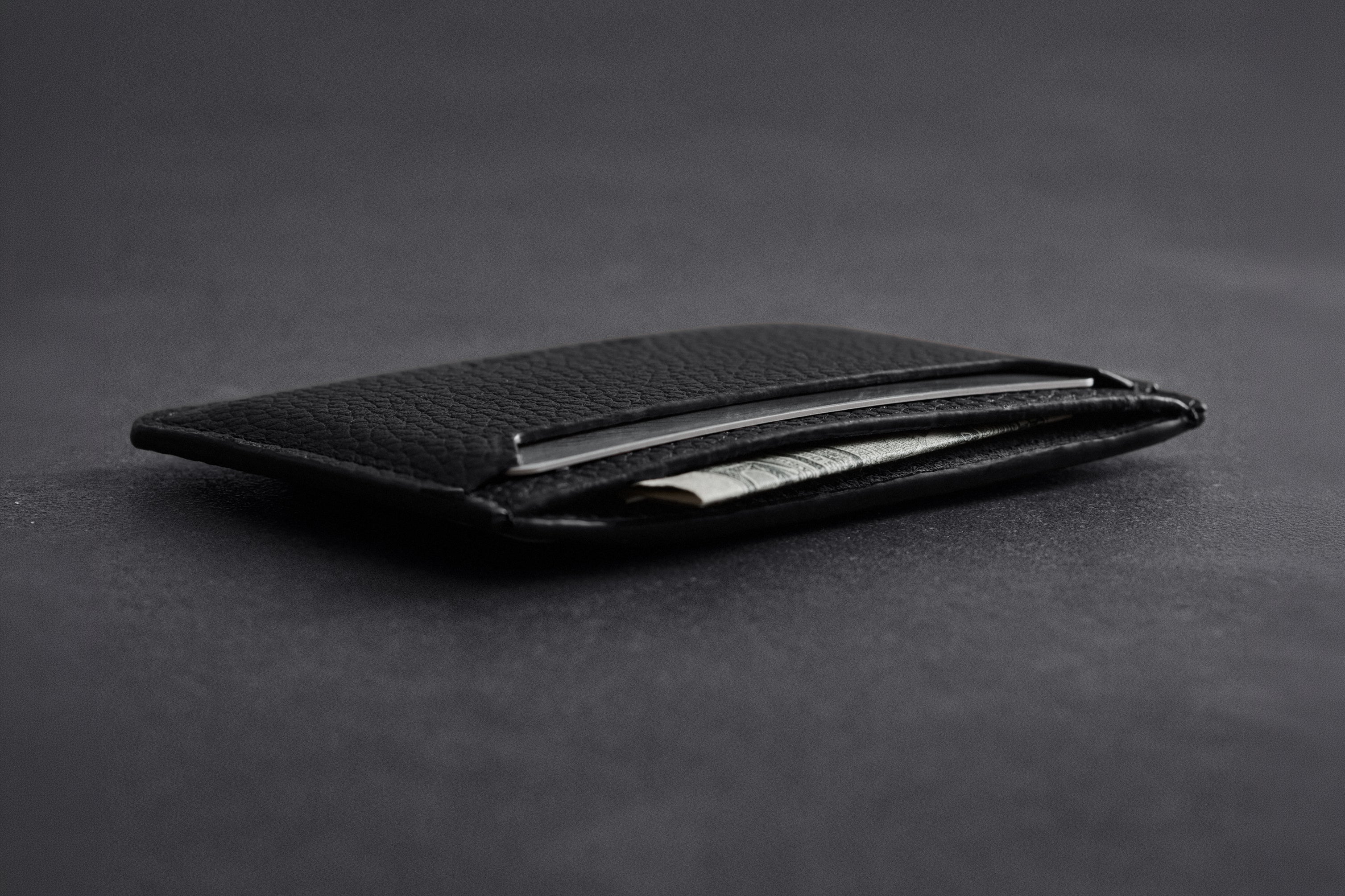 Woolnut Leather Card Holder - Black