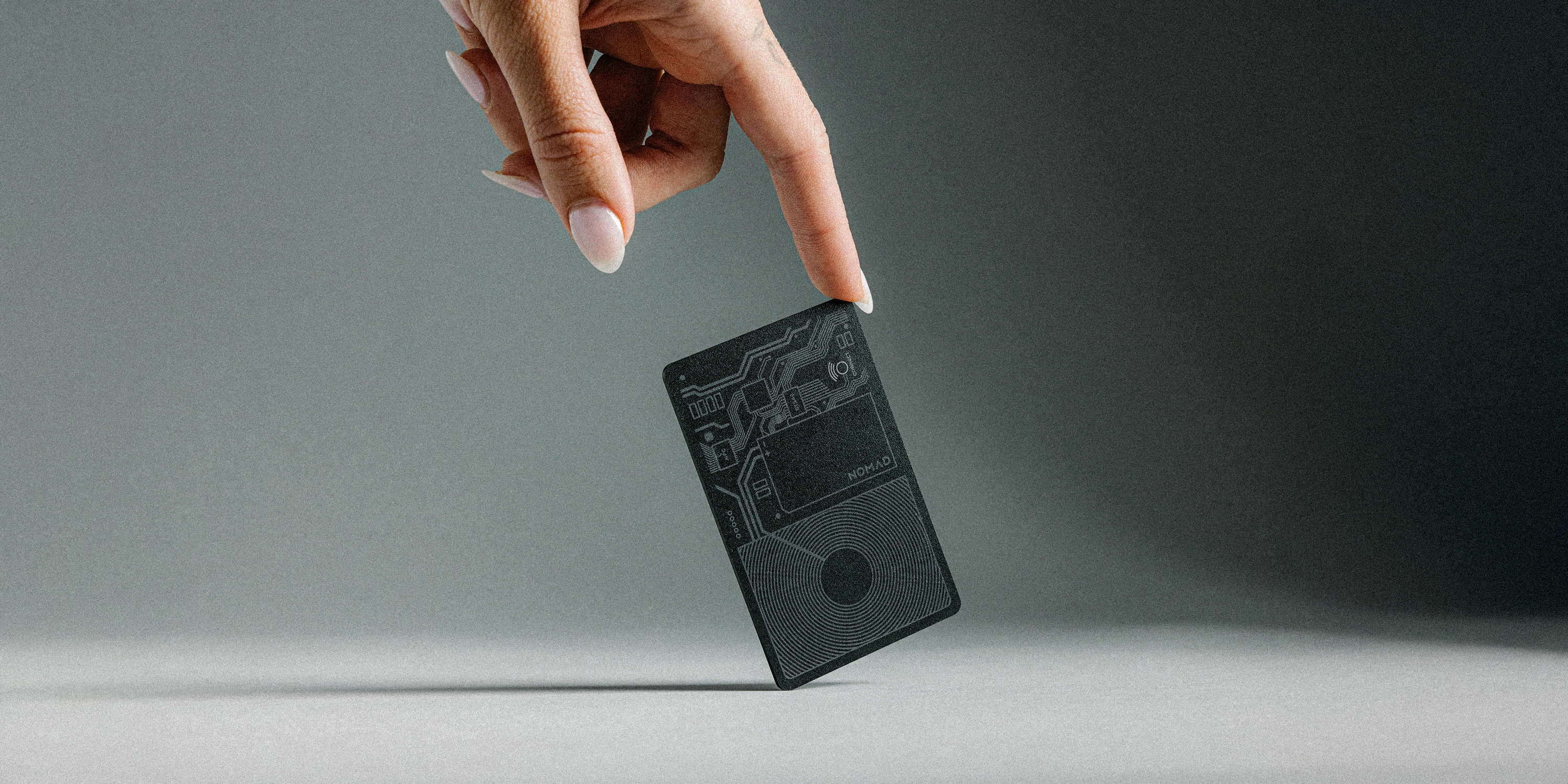 Nomad Tracking Card Air v2 for Apple Find My - Black